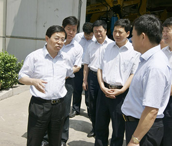 梅永紅市長到沃爾華集團(tuán)調(diào)研指導(dǎo)工作